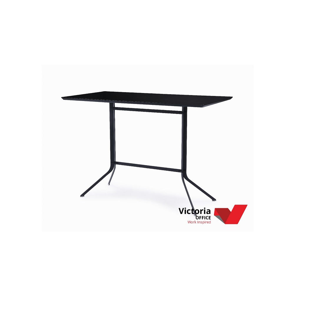 C140 - BAR TABLE image 0