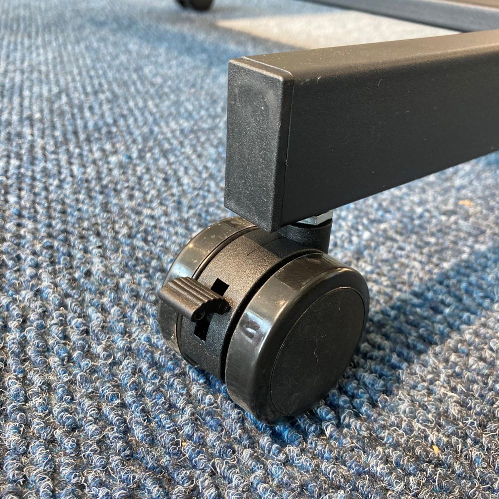 PNEUMATIC HEIGHT ADJUSTABLE DESK STANDARD image 4