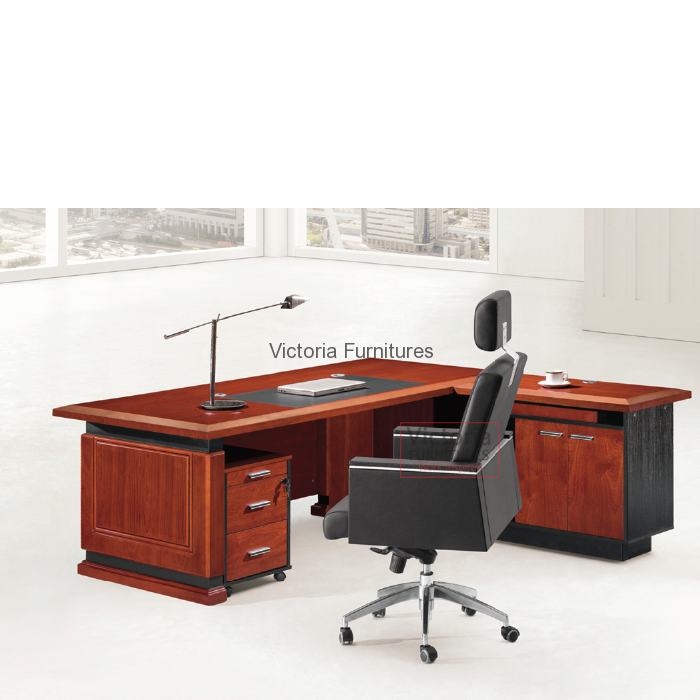 N46 - EXECUTIVE DESK image 1