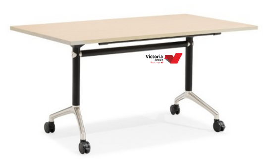 C81 - FOLDING TABLE image 1