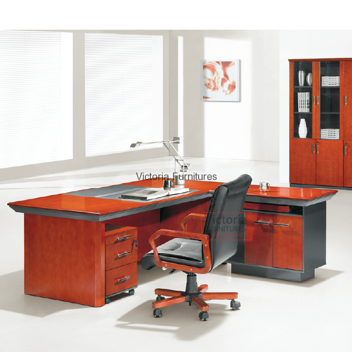 N26 – EXECUTIVE DESK image 1