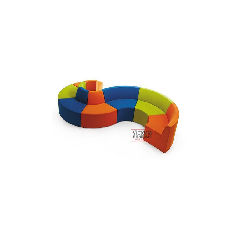 U TIME D - BREAKOUT SOFA image 0